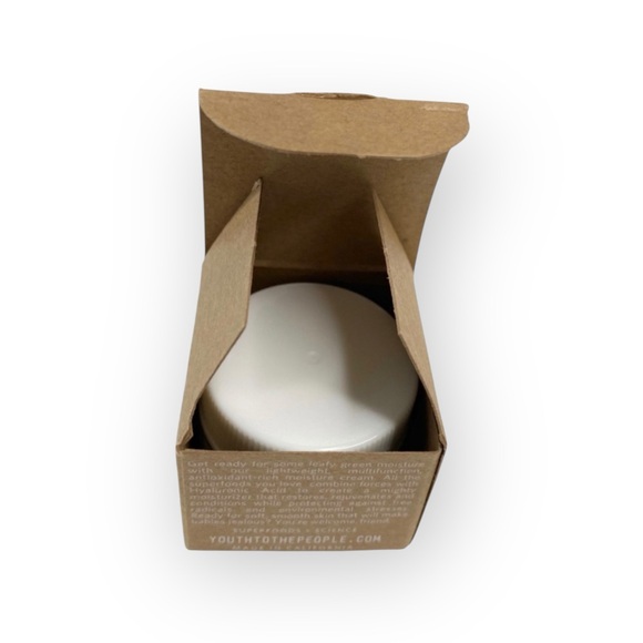 new Youth to People 𖦹 Kale Hyaluronic Acid Age Prevention Cream 𖦹 Luxe Travel - Picture 6 of 16